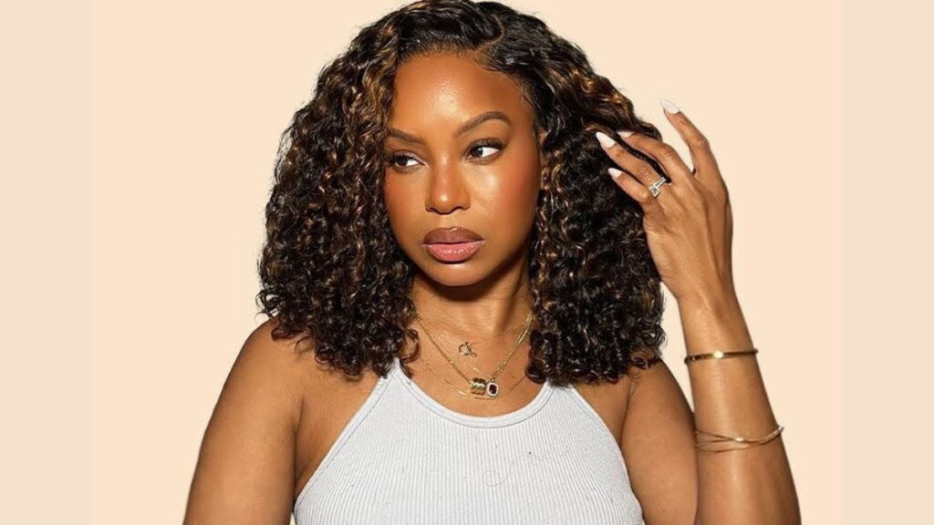 Top 16 Reasons to Love Wavymy Hair Half Wigs & Wear and Go Glueless Wigs