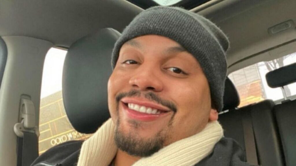 The Journey of Troy Dendekker: Insights into His Artistic Process